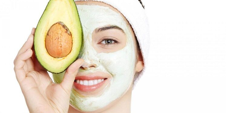 Mask with avocado for skin rejuvenation